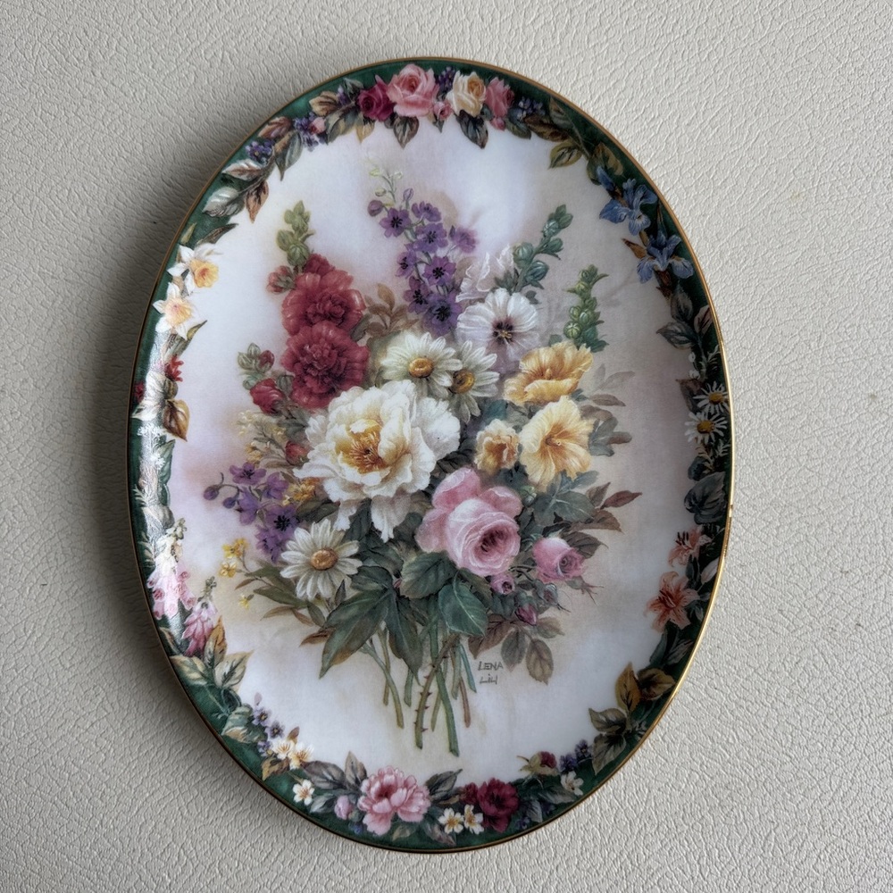 Vintage 1996 Lena Liu “Remembrance” The Bradford Exchange Decorative Plate